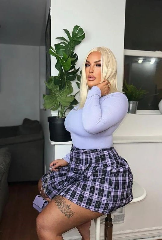 Sara Allaby - Free pics, galleries & more at Babepedia